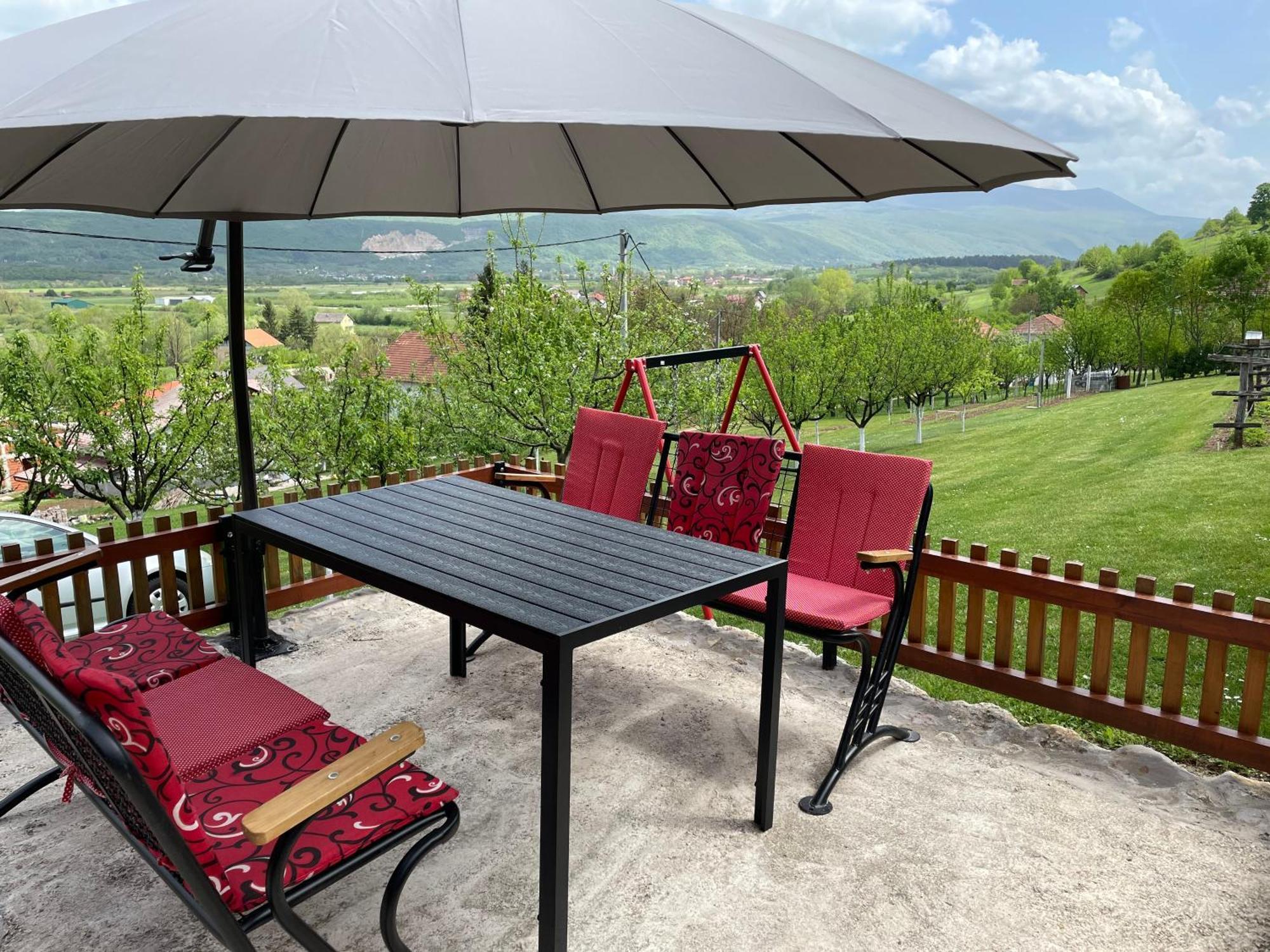 Holiday Home Nemo Bihać Екстериор снимка